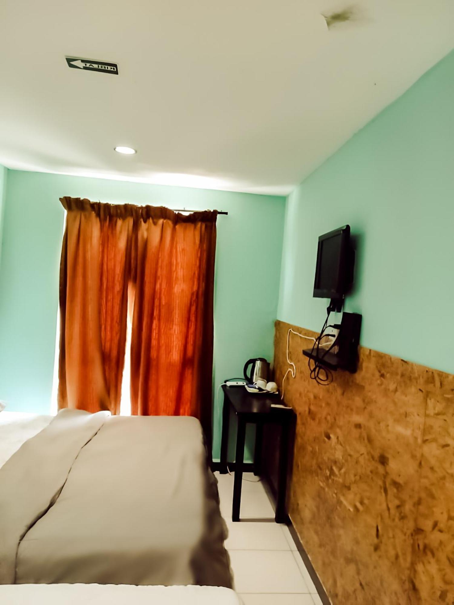 Brilliant Empire Hotel Малакка Экстерьер фото