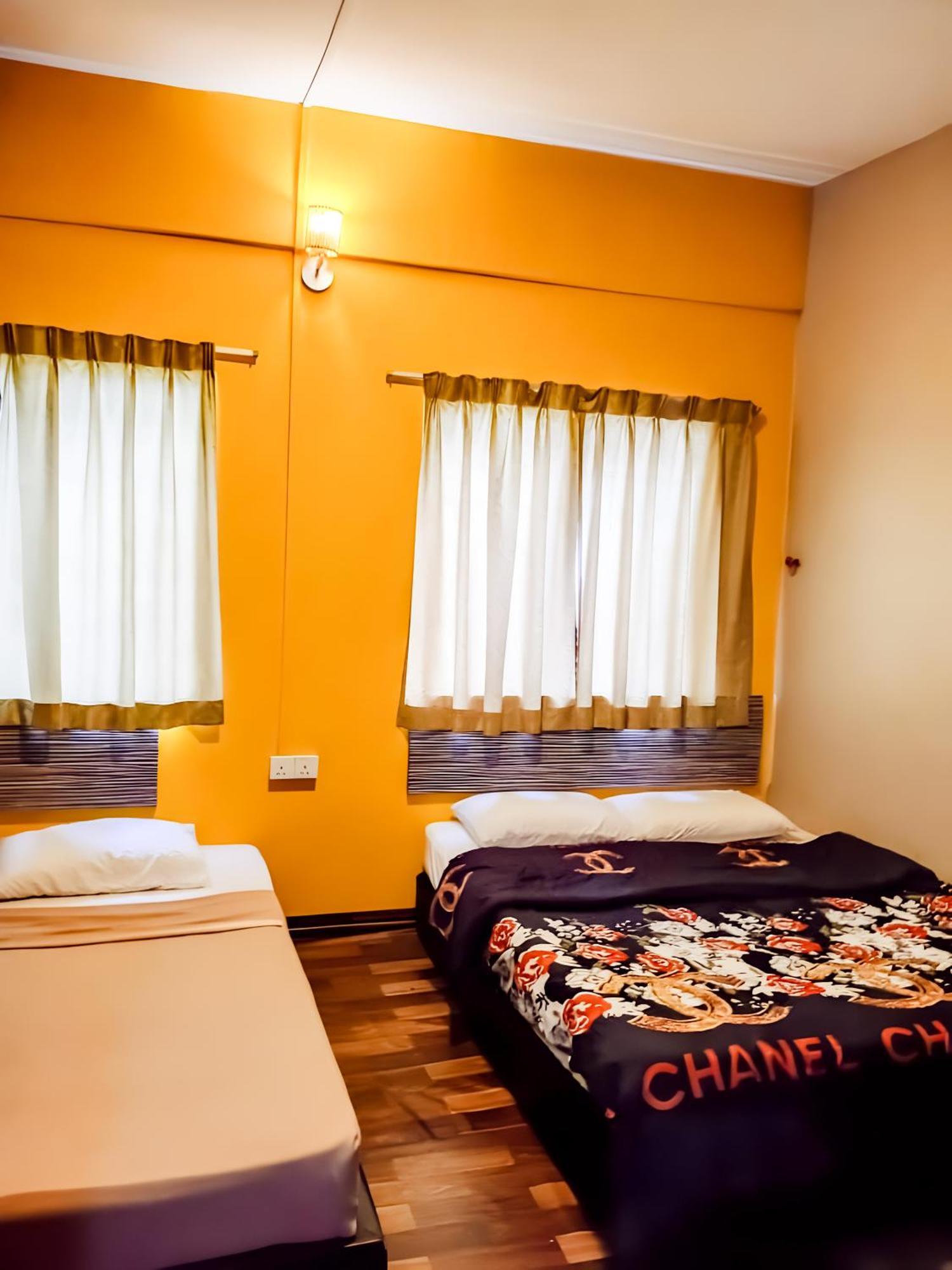 Brilliant Empire Hotel Малакка Экстерьер фото